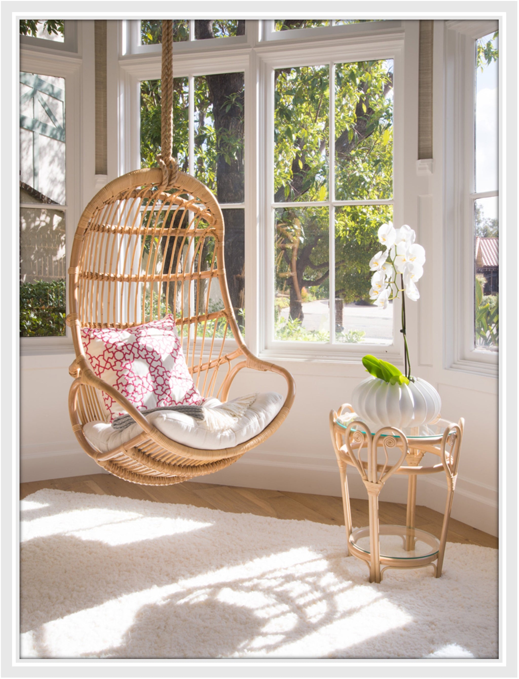 How To Create a Cozy Reading Nook: Guide + Ideas