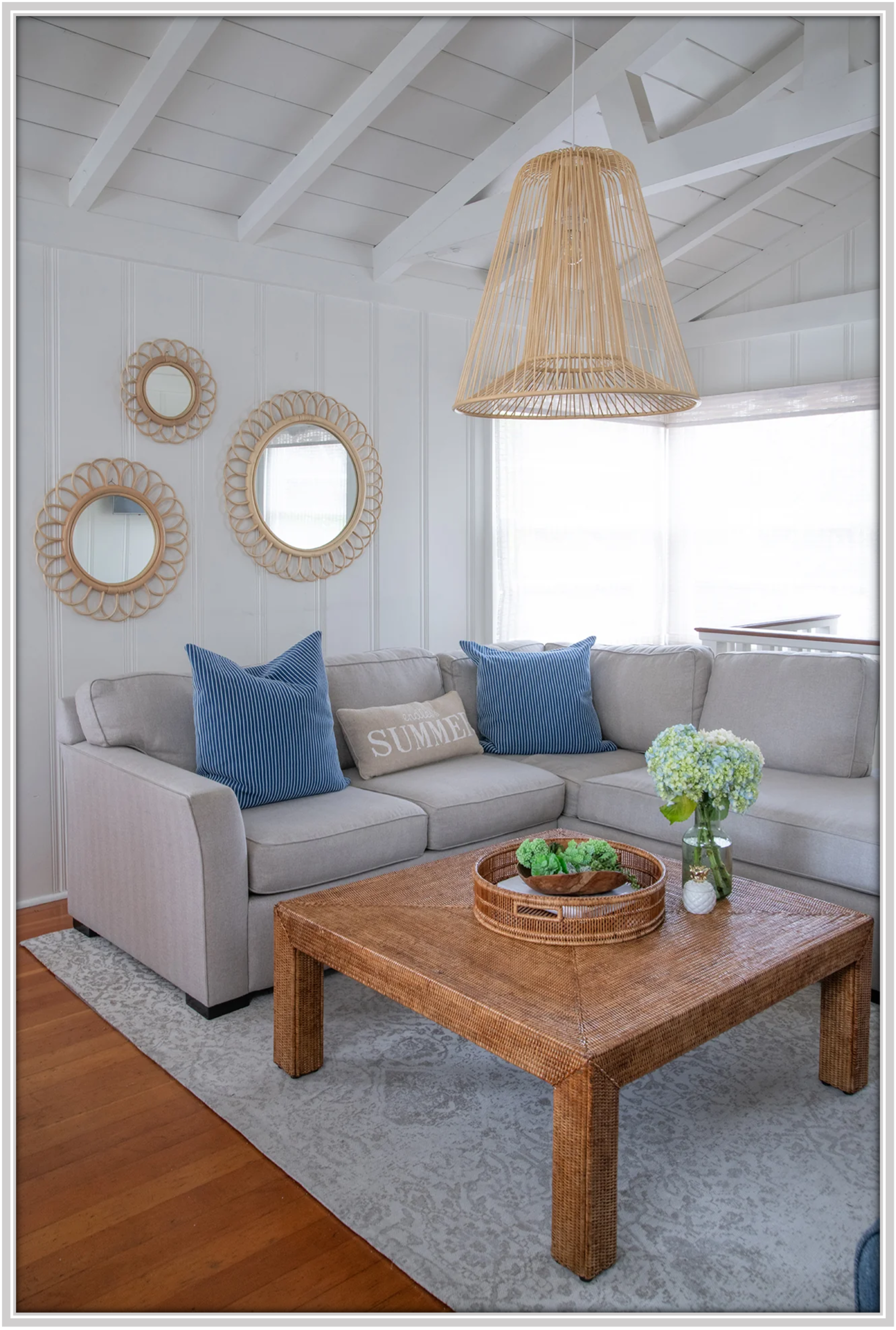 Decorating with Mirrors: Expert Guide for Your Interior