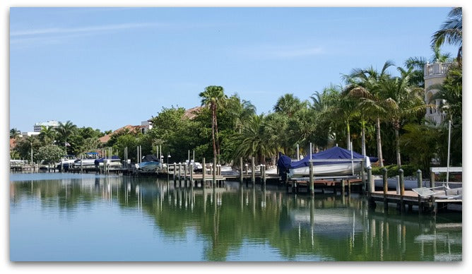 COASTAL LANDSCAPE INSPIRATION FOR YOUR HOME DECOR