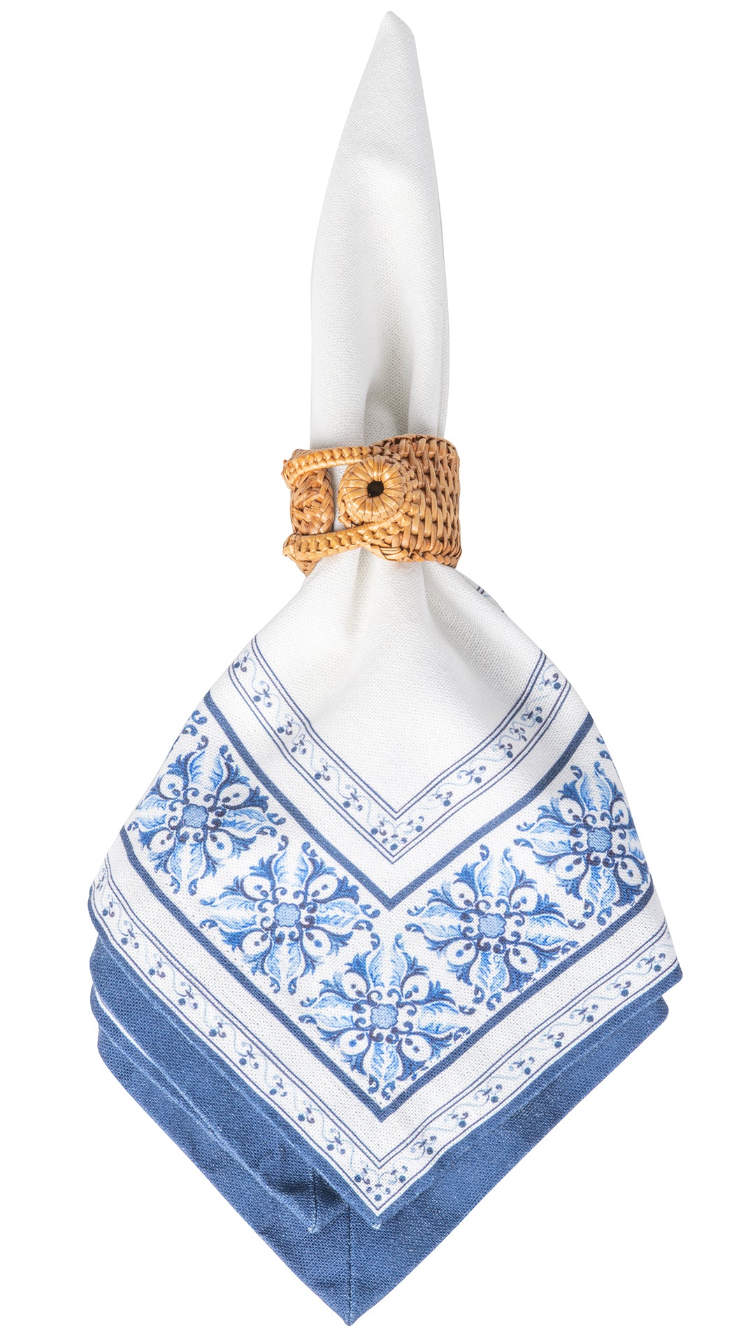 Loma Rattan Napkin Rings, Set of 4 Rings