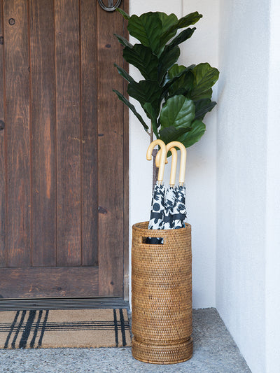 La Jolla Rattan Round Umbrella Stand with Water Catch