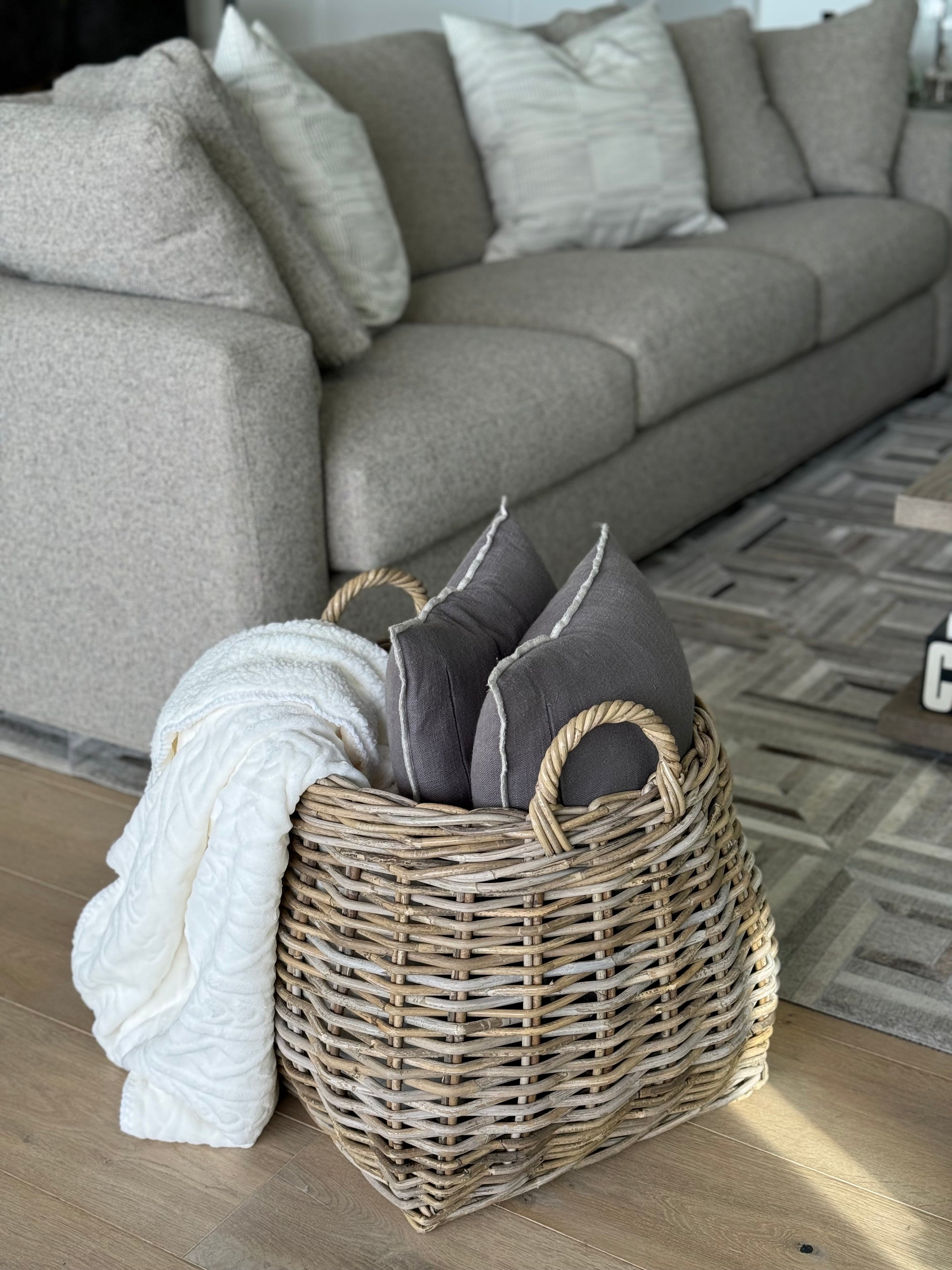 Kobo Round Rattan Belly Basket with Ear Handles, Gray-Brown