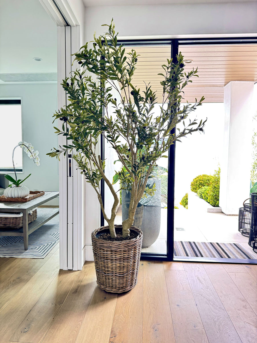 Rattan Kobo Classic Cylinder Indoor & Outdoor Planter Basket, Gray-Brown