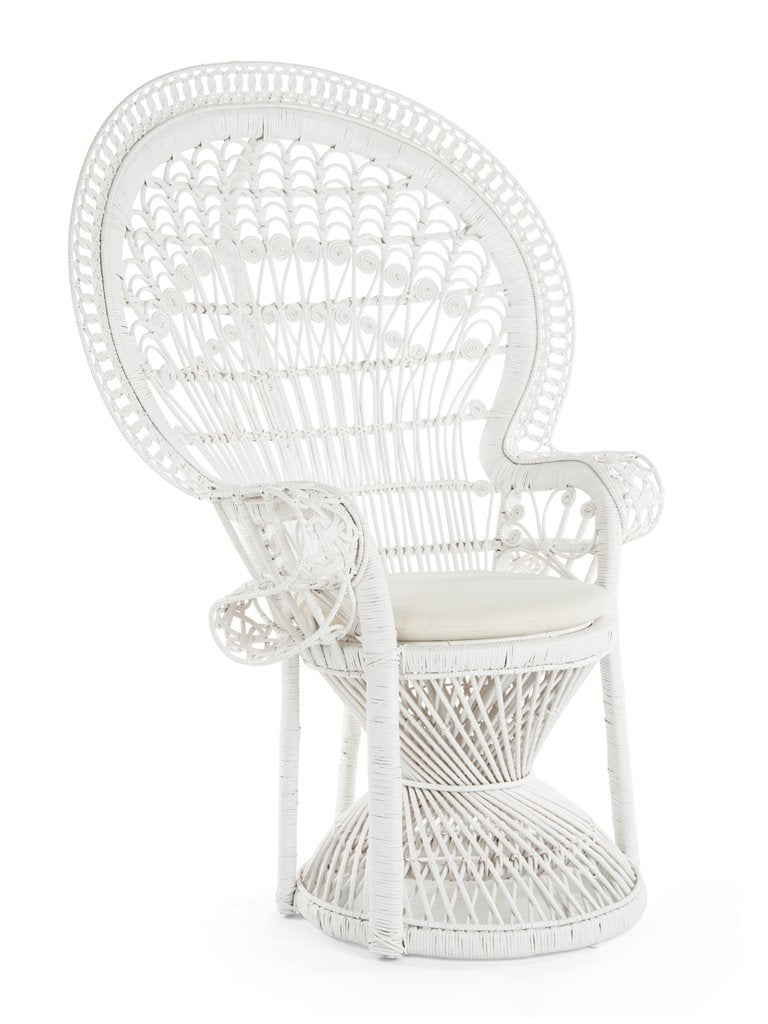 Grand Peacock Chair in Rattan