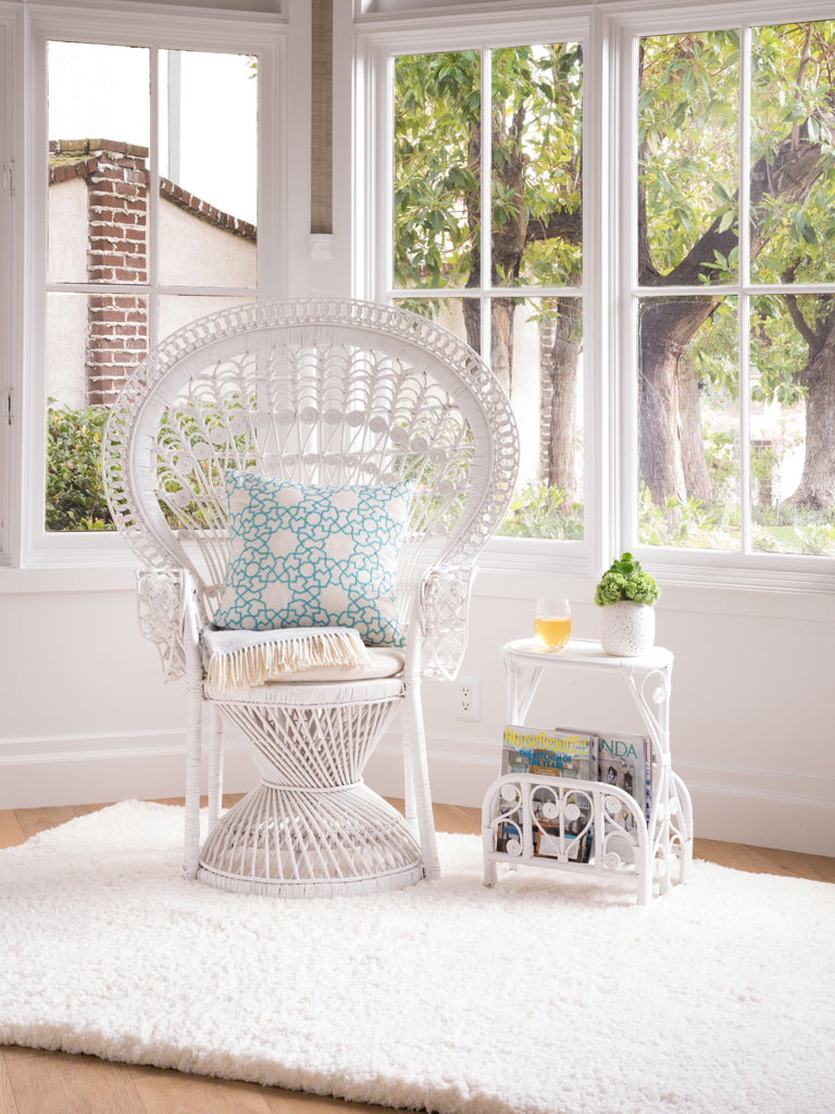 Grand Peacock Chair in Rattan