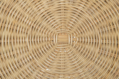 Buru Round Wicker Side- & End-Table, Natural